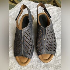 Earth Cascade Denim Blue Leather Sandals